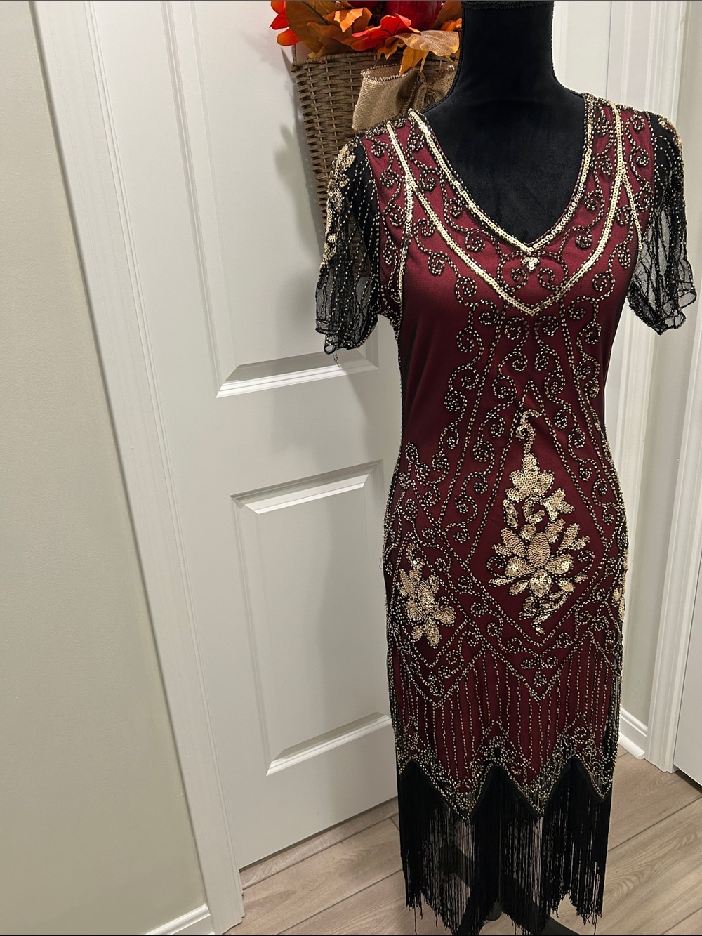 Babeyond Burgundy Flapper Dress with Gold Beading and Headband Feather XS - Picture 2 of 16
